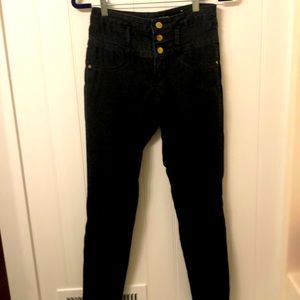 Super High-waisted Black Jeans